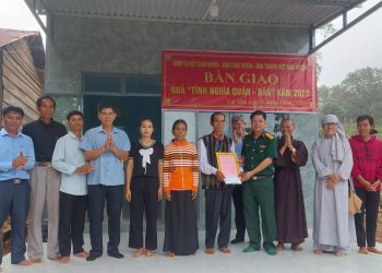 Cát Tiên: Bàn giao nhà tình nghĩa quân – dân cho gia đình quân nhân nhập ngũ