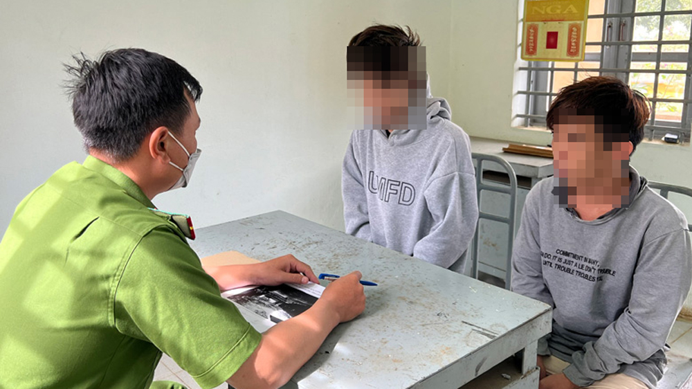 Di Linh: Chuyển hóa địa bàn trọng điểm về tệ nạn ma túy Di Linh: Chuyển hóa địa bàn trọng điểm về tệ nạn ma túy
