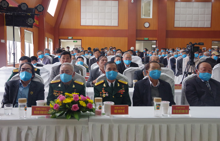 Gặp mặt truyền thống nhân ngày thành lập Quân đội Nhân dân Việt Nam Gặp mặt truyền thống nhân ngày thành lập Quân đội Nhân dân Việt Nam