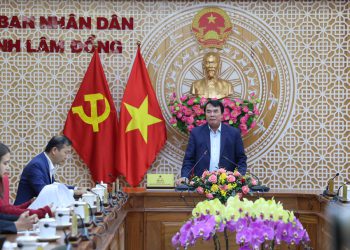 Mở rộng đường bay phục vụ thu hút khách du lịch đến Lâm Đồng